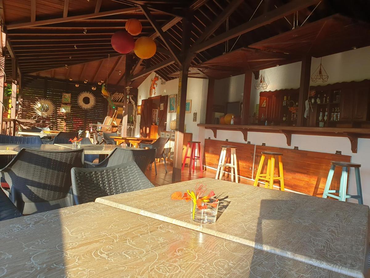Caraib'Bay Hotel Deshaies Bagian luar foto