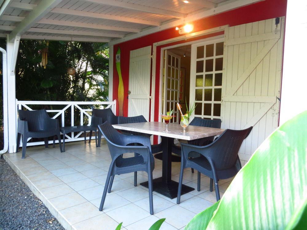 Caraib'Bay Hotel Deshaies Bagian luar foto