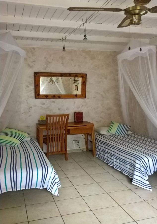 Caraib'Bay Hotel Deshaies Bagian luar foto